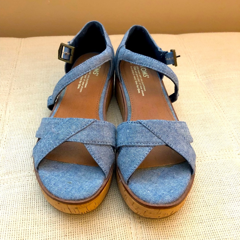 Toms sandals